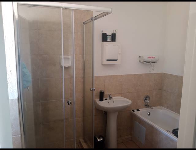 2 BEDROOM SECTIONAL TITLE FOR SALE IN COMET